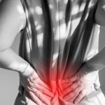 تفاوت گرفتگی عضلات با دیسک کمر چیست؟ + بررسی علائم هردو