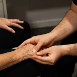 فیزیوتراپی برای روماتیسم مفصلی